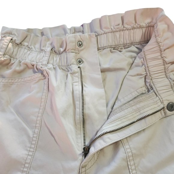 Abercrombie & Fitch Gathered Waist Cargo Pants - Size XS - Cream/Beige - Picture 8 of 15